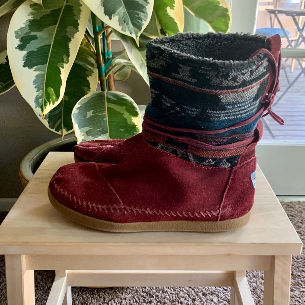 TOMS fuzzy warm boho booties